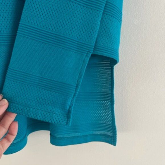 A|X Armani Exchange Women's Mesh High-Low Cami Size Medium Turquoise Gem - Picture 7 of 11